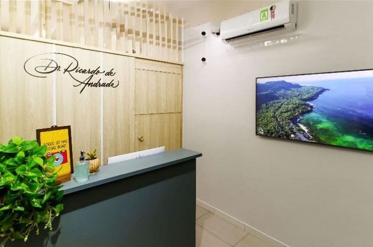 Home recepção consultório para limpeza dentária 2